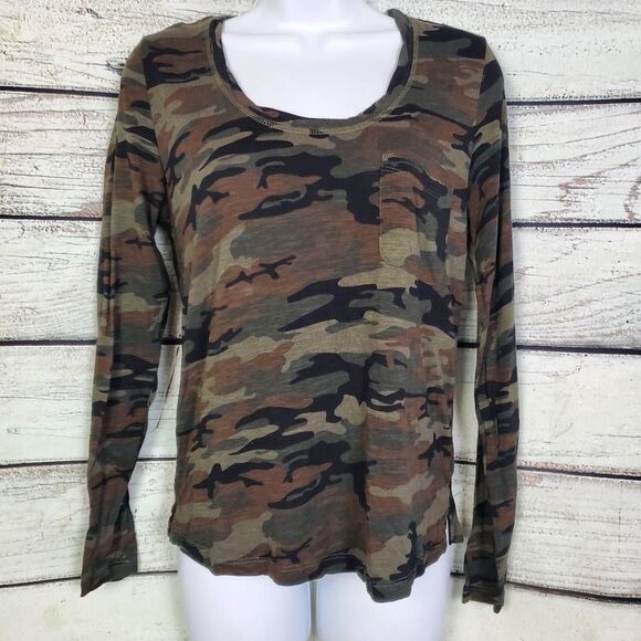 Social Standard Women’s Camo Long Sleeve Tee Size Small Cotton Rayon Blend Casua - Picture 1 of 6